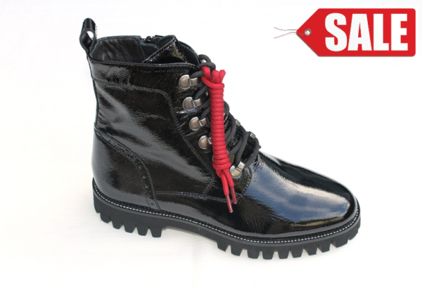 S211 Sioux veterboot “Doloreta” zwart lak