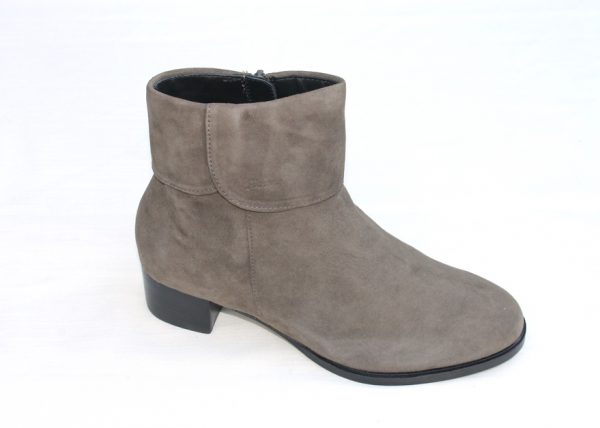 S122 Sioux enkellaarsje “Hilgrid-702-WF-H” taupe suède