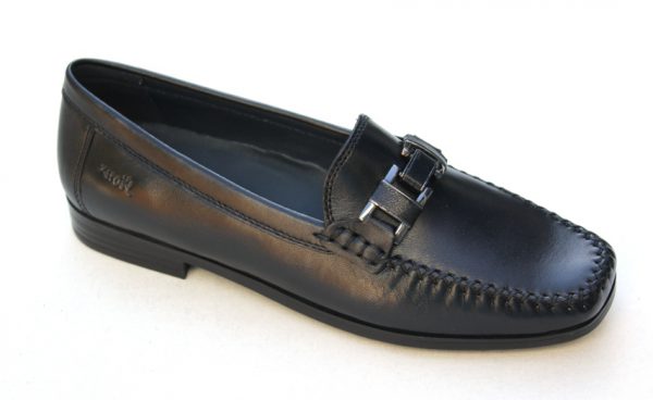 S052 Sioux mocassin “Cambria” zwart leer