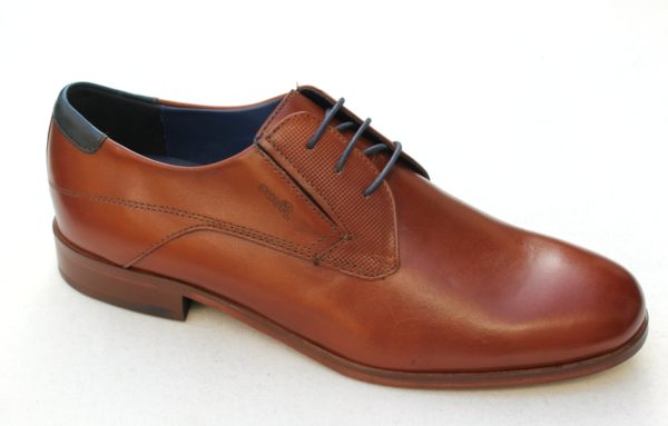 SH026 Sioux geklede veterschoen cognac leer