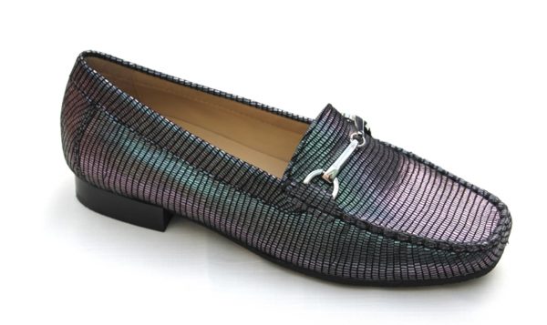 S016 Sioux mocassin zwart glans fantasieprint