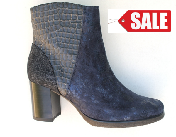 Caprice-enkellaarsje-blauw-art.-9-9-25337-21-852