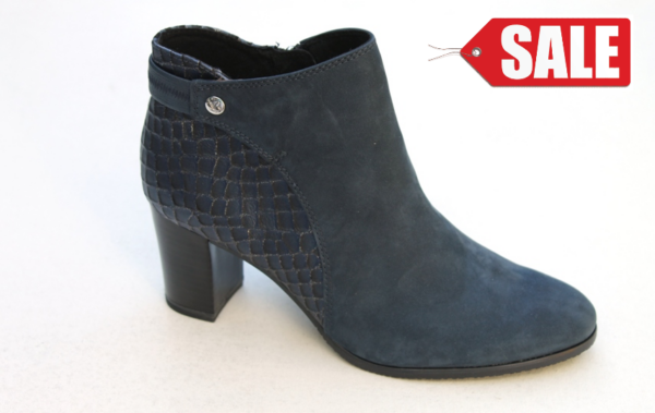 Caprice-enkellaarsje-blauw-nubuck-art.-9-9-25324-21-802