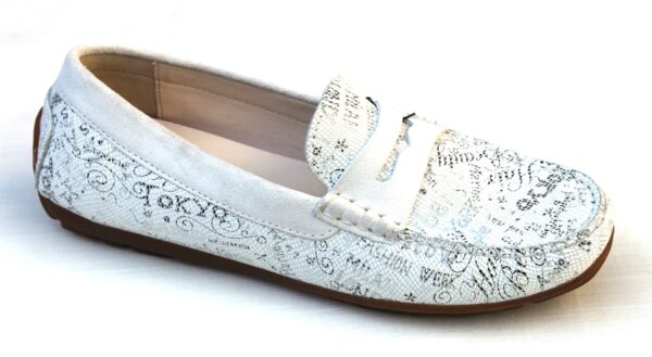 S011 Sioux mocassin in wit fantasieprint