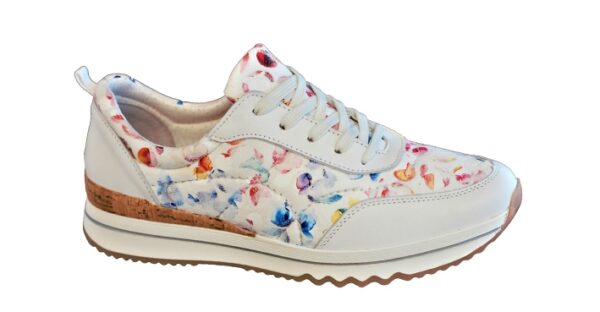 sneaker in wit leer met multicolour fantasieprint